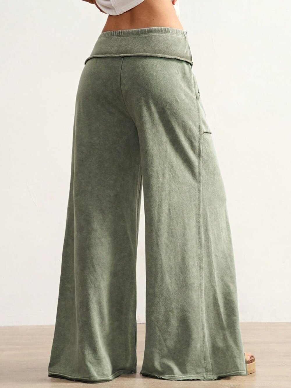 Army Green Casual Women's Streetwear Knit Pants - Picture 2 of 7